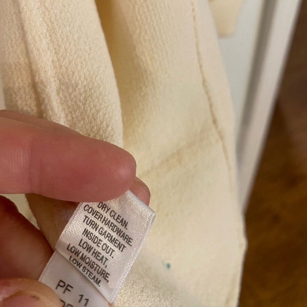 St. John 100% wool blazer size 8 - Picture 14 of 15